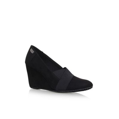 Anne Klein Black 'Tarence2' high heel slip on loafers